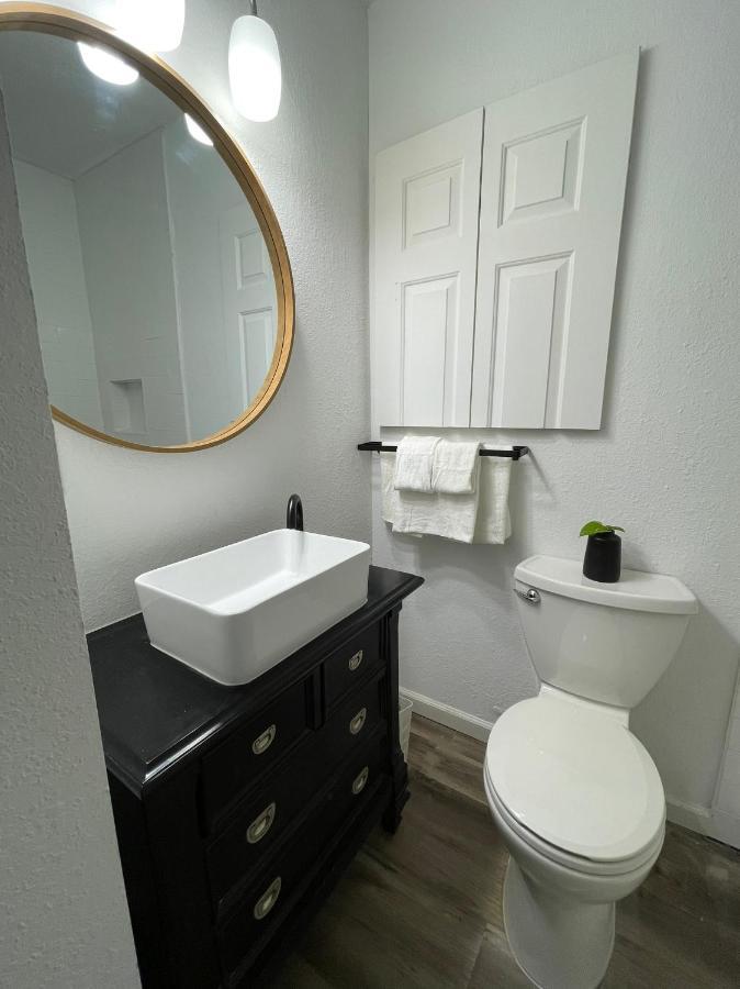Weeki Wachee Guest Suite Spring Hill Buitenkant foto