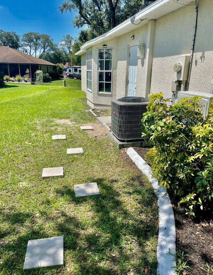 Weeki Wachee Guest Suite Spring Hill Buitenkant foto