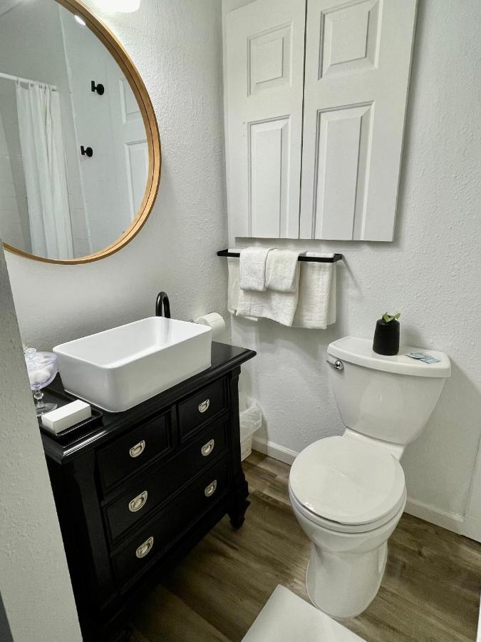 Weeki Wachee Guest Suite Spring Hill Buitenkant foto
